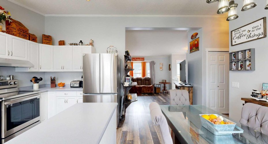 18 Jackson Place, Whitecourt, Alberta T7S 1T7, 3 Bedrooms Bedrooms, ,2 BathroomsBathrooms,Residential,For Sale,Jackson,A2294461