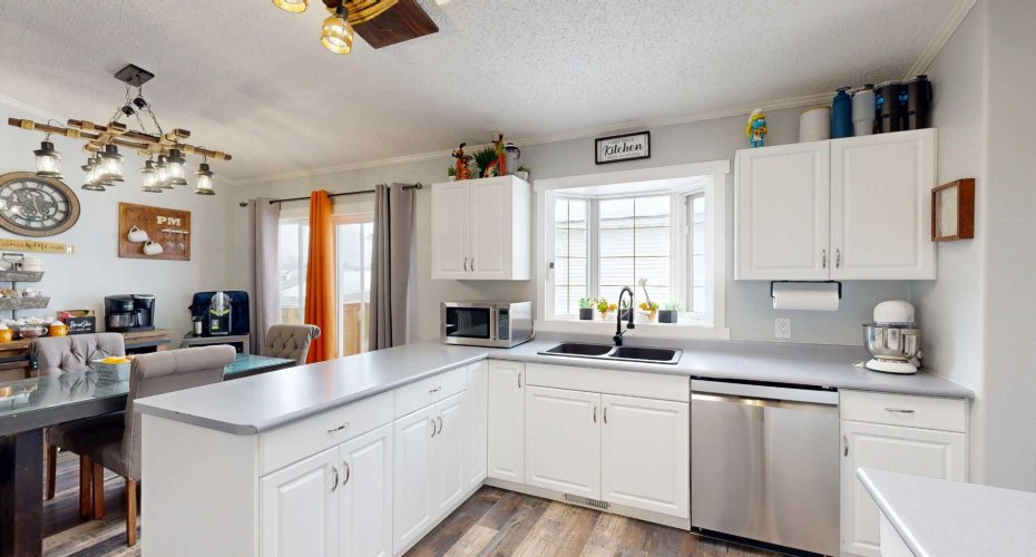 18 Jackson Place, Whitecourt, Alberta T7S 1T7, 3 Bedrooms Bedrooms, ,2 BathroomsBathrooms,Residential,For Sale,Jackson,A2294461