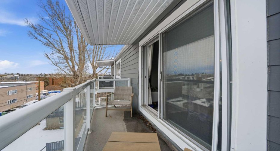 2117 16 Street, Calgary, Alberta T2T4E5, 1 Bedroom Bedrooms, ,1 BathroomBathrooms,Residential,For Sale,16,A2294470