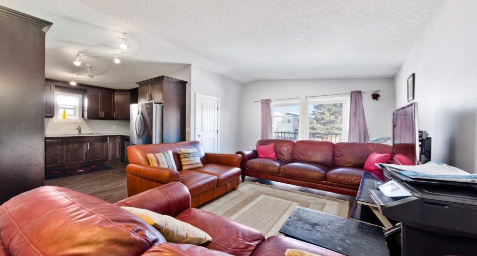 1141 35 Street, Calgary, Alberta T2A 1A7, 6 Bedrooms Bedrooms, ,4 BathroomsBathrooms,Residential,For Sale,35,A2294495