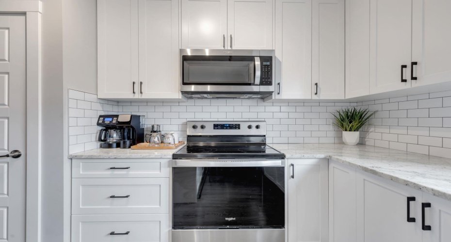 11 Sage Bluff Gate, Calgary, Alberta T3R 1T5, 2 Bedrooms Bedrooms, ,3 BathroomsBathrooms,Residential,For Sale,Sage Bluff,A2294497