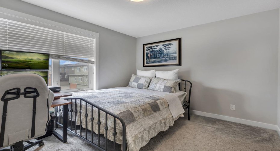 11 Sage Bluff Gate, Calgary, Alberta T3R 1T5, 2 Bedrooms Bedrooms, ,3 BathroomsBathrooms,Residential,For Sale,Sage Bluff,A2294497