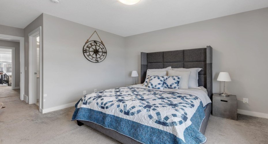 11 Sage Bluff Gate, Calgary, Alberta T3R 1T5, 2 Bedrooms Bedrooms, ,3 BathroomsBathrooms,Residential,For Sale,Sage Bluff,A2294497