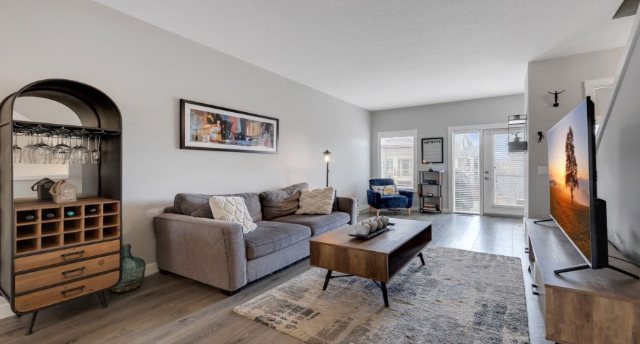 11 Sage Bluff Gate, Calgary, Alberta T3R 1T5, 2 Bedrooms Bedrooms, ,3 BathroomsBathrooms,Residential,For Sale,Sage Bluff,A2294497