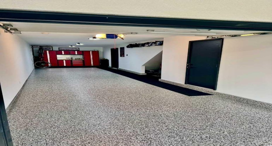 epoxy garage with cabinets