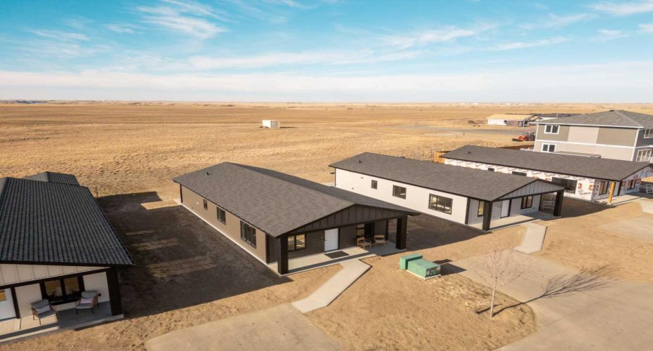 7038 48 Street, Taber, Alberta T1G 0G7, 3 Bedrooms Bedrooms, ,2 BathroomsBathrooms,Residential,For Sale,48,A2294511