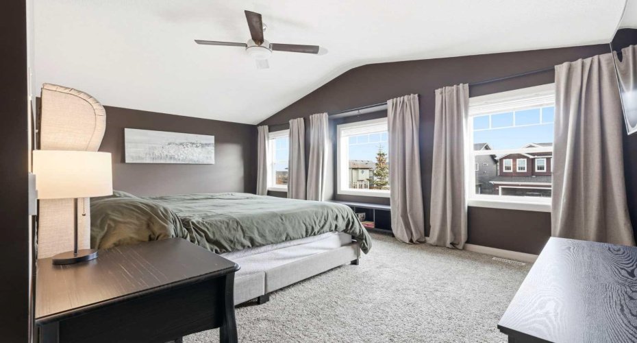 113 Kinniburgh Way, Chestermere, Alberta T1X 0R8, 4 Bedrooms Bedrooms, ,4 BathroomsBathrooms,Residential,For Sale,Kinniburgh,A2294516