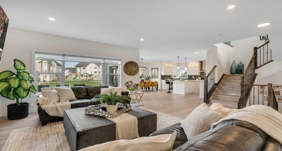 1315 Bayside Drive, Airdrie, Alberta T4B4G7, 6 Bedrooms Bedrooms, ,4 BathroomsBathrooms,Residential,For Sale,Bayside,A2294551