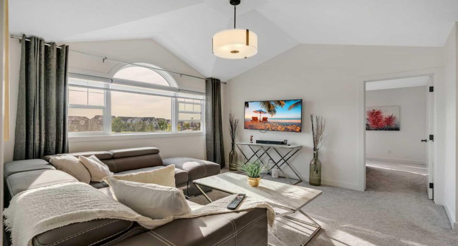 1315 Bayside Drive, Airdrie, Alberta T4B4G7, 6 Bedrooms Bedrooms, ,4 BathroomsBathrooms,Residential,For Sale,Bayside,A2294551