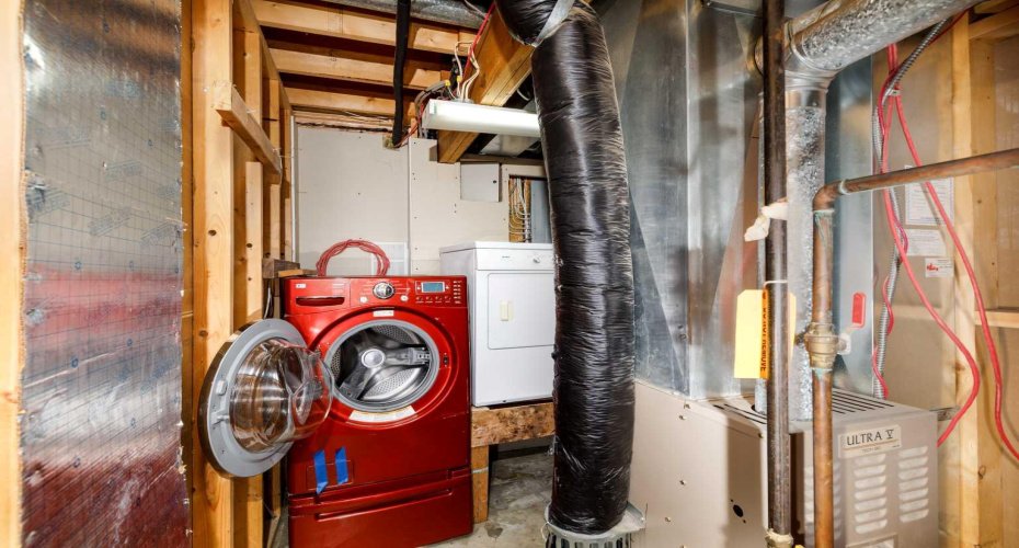 94 Drummond, Red Deer, Alberta T4R3E2, 4 Bedrooms Bedrooms, ,2 BathroomsBathrooms,Residential,For Sale,Drummond,A2294562