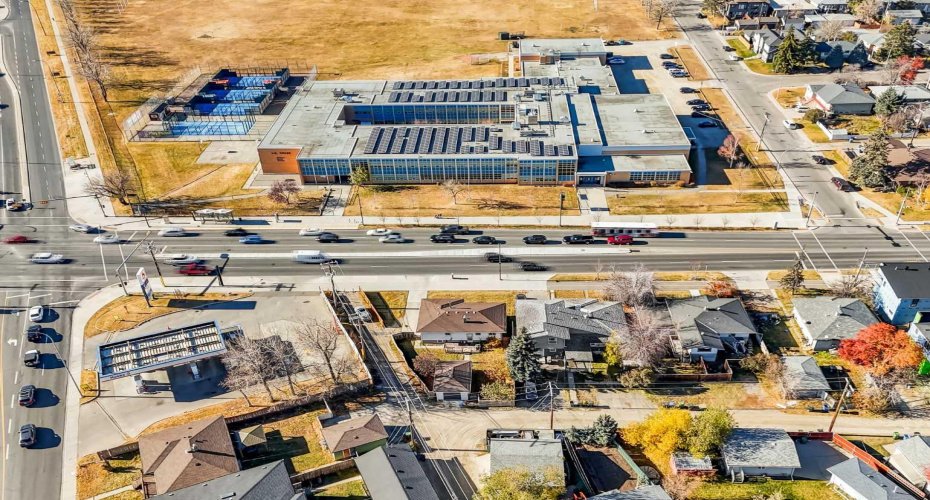 3452 37 Street, Calgary, Alberta T3E 3C1, 3 Bedrooms Bedrooms, ,1 BathroomBathrooms,Residential,For Sale,37,A2294567