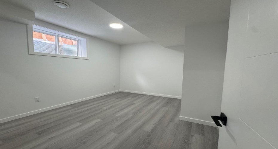 50 copperhead Way, Calgary, Alberta T2Z 5G1, ,Rental,copperhead,A2294568