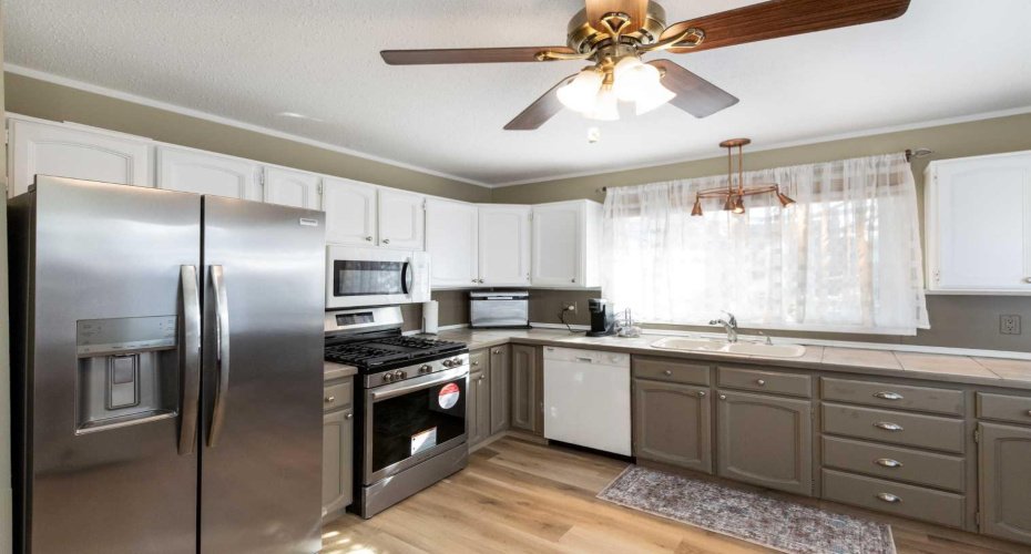 5015 35 Street, Innisfail, Alberta T4G 1H5, 3 Bedrooms Bedrooms, ,3 BathroomsBathrooms,Residential,For Sale,35,A2294580