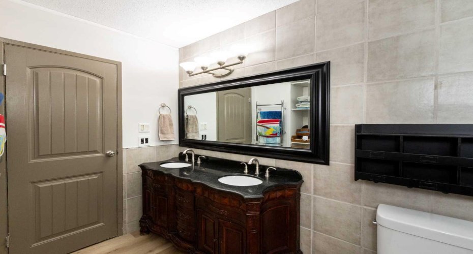 5015 35 Street, Innisfail, Alberta T4G 1H5, 3 Bedrooms Bedrooms, ,3 BathroomsBathrooms,Residential,For Sale,35,A2294580