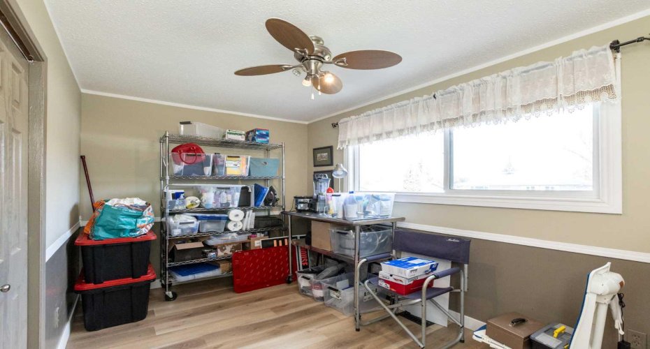 5015 35 Street, Innisfail, Alberta T4G 1H5, 3 Bedrooms Bedrooms, ,3 BathroomsBathrooms,Residential,For Sale,35,A2294580