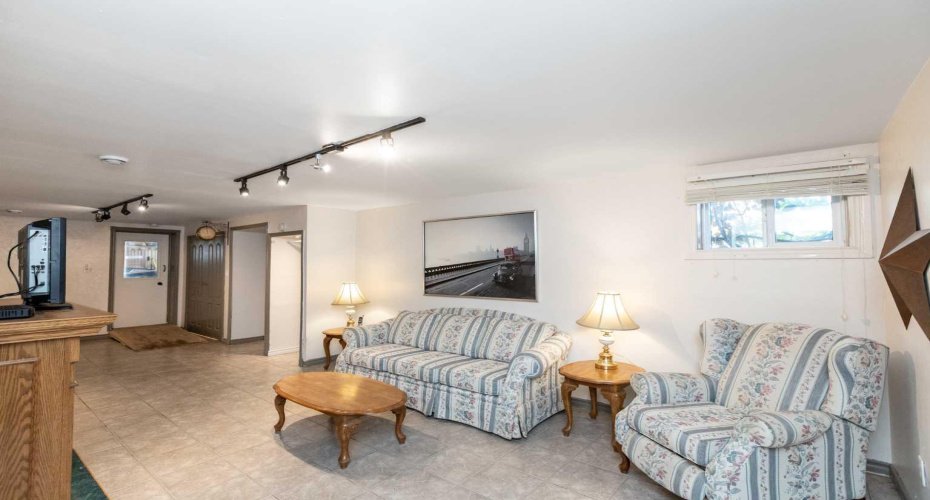 5015 35 Street, Innisfail, Alberta T4G 1H5, 3 Bedrooms Bedrooms, ,3 BathroomsBathrooms,Residential,For Sale,35,A2294580