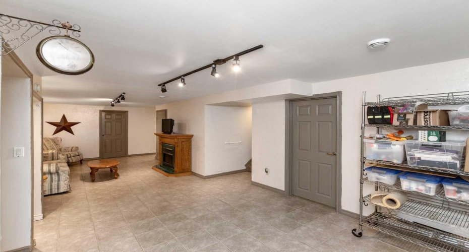 5015 35 Street, Innisfail, Alberta T4G 1H5, 3 Bedrooms Bedrooms, ,3 BathroomsBathrooms,Residential,For Sale,35,A2294580