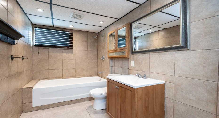 5015 35 Street, Innisfail, Alberta T4G 1H5, 3 Bedrooms Bedrooms, ,3 BathroomsBathrooms,Residential,For Sale,35,A2294580