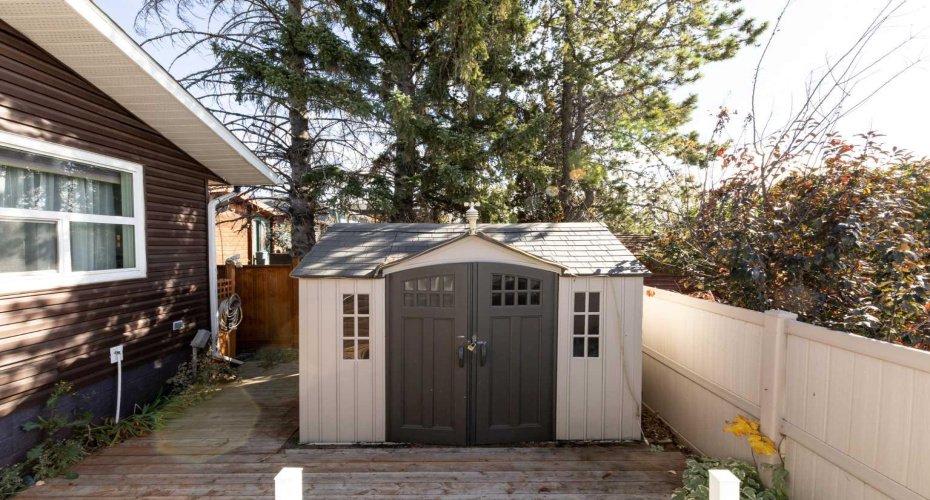 5015 35 Street, Innisfail, Alberta T4G 1H5, 3 Bedrooms Bedrooms, ,3 BathroomsBathrooms,Residential,For Sale,35,A2294580