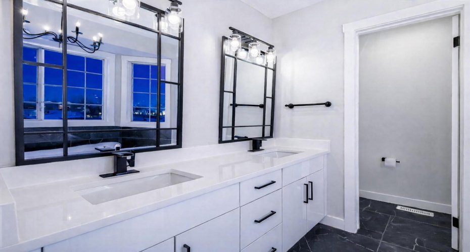 5 piece ensuite dual sinks