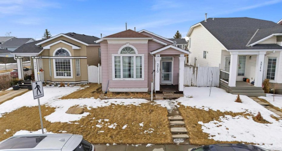 3710 Catalina Boulevard, Calgary, Alberta T1Y6W6, 4 Bedrooms Bedrooms, ,2 BathroomsBathrooms,Residential,For Sale,Catalina,A2290955