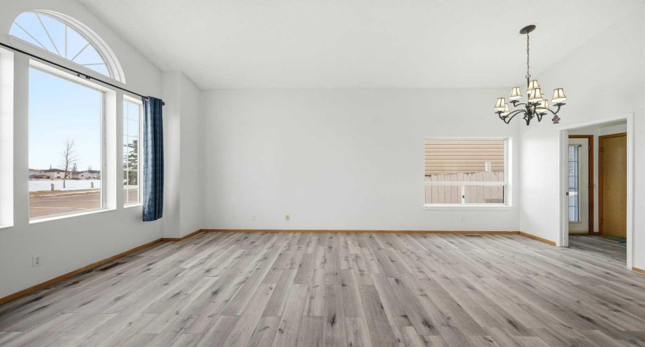 3710 Catalina Boulevard, Calgary, Alberta T1Y6W6, 4 Bedrooms Bedrooms, ,2 BathroomsBathrooms,Residential,For Sale,Catalina,A2290955