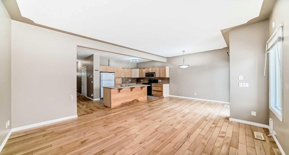 620 Luxstone Landing, Airdrie, Alberta T4B 0B5, 3 Bedrooms Bedrooms, ,3 BathroomsBathrooms,Residential,For Sale,Luxstone,A2291301