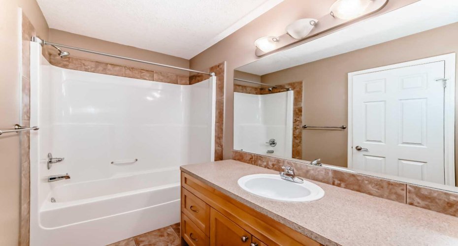 620 Luxstone Landing, Airdrie, Alberta T4B 0B5, 3 Bedrooms Bedrooms, ,3 BathroomsBathrooms,Residential,For Sale,Luxstone,A2291301