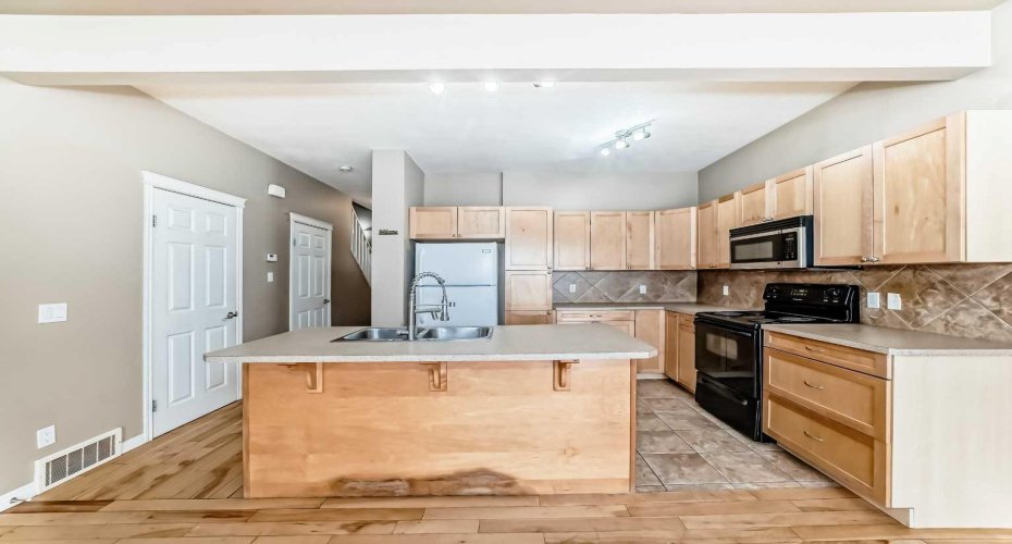 620 Luxstone Landing, Airdrie, Alberta T4B 0B5, 3 Bedrooms Bedrooms, ,3 BathroomsBathrooms,Residential,For Sale,Luxstone,A2291301