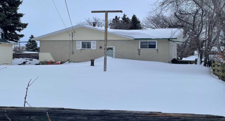 10616 116 Street, Fairview, Alberta T0H 1L0, 4 Bedrooms Bedrooms, ,2 BathroomsBathrooms,Residential,For Sale,116,A2291520