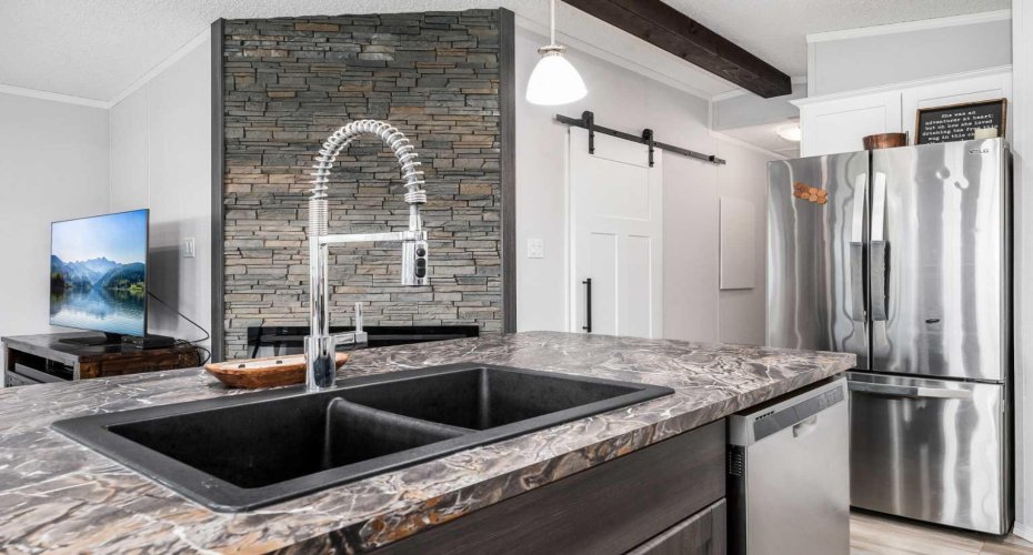 41019 Range Road 11, Rural Lacombe County, Alberta T0C 0J1, 2 Bedrooms Bedrooms, ,2 BathroomsBathrooms,Residential,For Sale,Range Road 11,A2291896