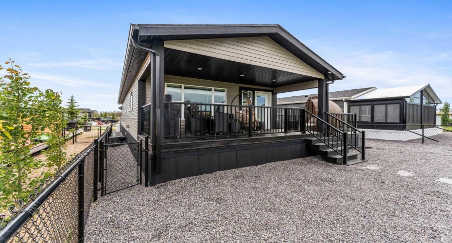 41019 Range Road 11, Rural Lacombe County, Alberta T0C 0J1, 2 Bedrooms Bedrooms, ,2 BathroomsBathrooms,Residential,For Sale,Range Road 11,A2291896