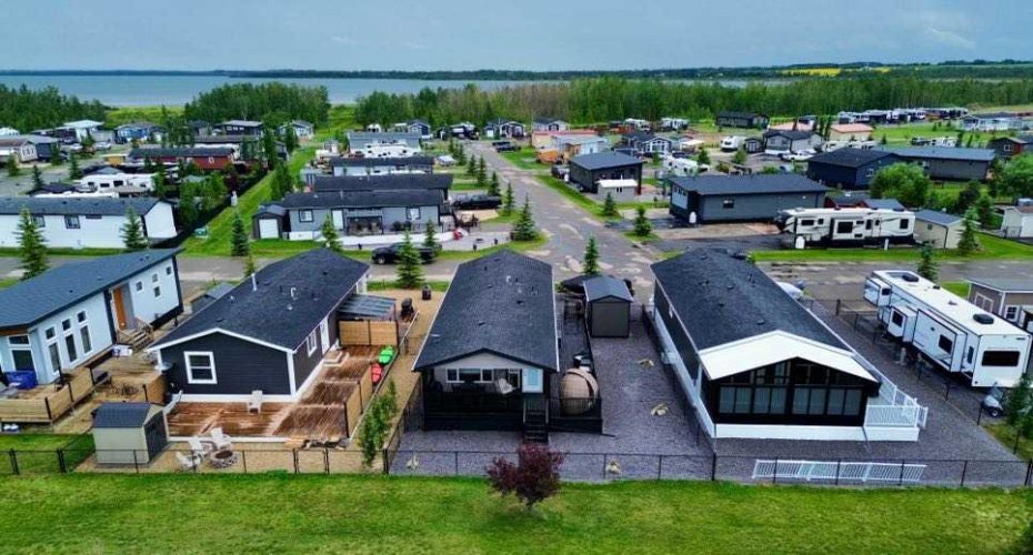 41019 Range Road 11, Rural Lacombe County, Alberta T0C 0J1, 2 Bedrooms Bedrooms, ,2 BathroomsBathrooms,Residential,For Sale,Range Road 11,A2291896