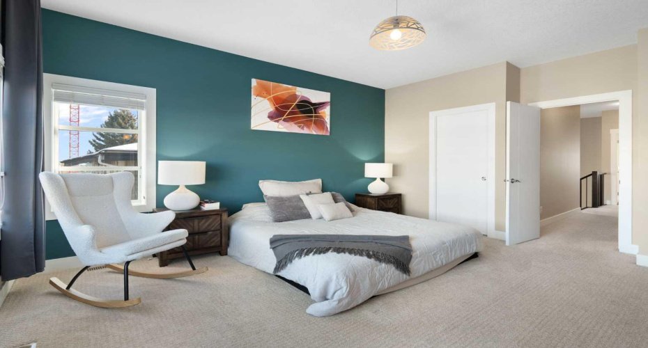 2016 35 Avenue, Calgary, Alberta T2T 2E1, 3 Bedrooms Bedrooms, ,3 BathroomsBathrooms,Residential,For Sale,35,A2291910