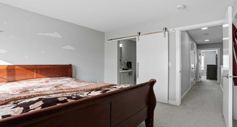 95 Skyview Close, Calgary, Alberta T3N 1X2, 3 Bedrooms Bedrooms, ,3 BathroomsBathrooms,Residential,For Sale,Skyview,A2292113