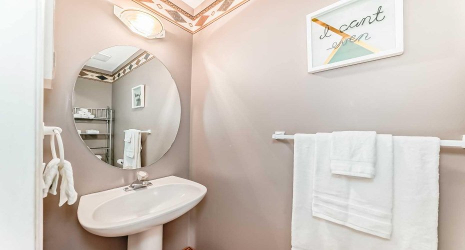 139 Bridlewood Circle, Calgary, Alberta T2Y 3L1, 4 Bedrooms Bedrooms, ,3 BathroomsBathrooms,Residential,For Sale,Bridlewood,A2292477