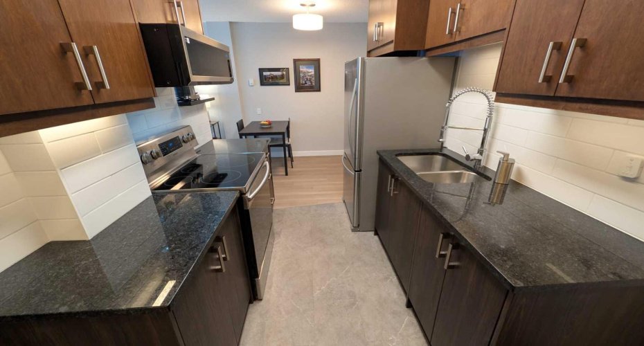 1328 13 Avenue, Calgary, Alberta T3C 0T3, 1 Bedroom Bedrooms, ,1 BathroomBathrooms,Residential,For Sale,13,A2292554