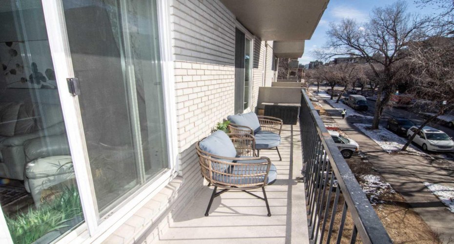 1328 13 Avenue, Calgary, Alberta T3C 0T3, 1 Bedroom Bedrooms, ,1 BathroomBathrooms,Residential,For Sale,13,A2292554