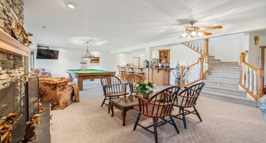 Flared stair entry to lower level