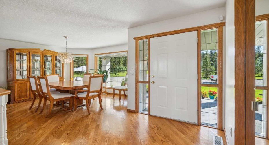 Entry with dining area