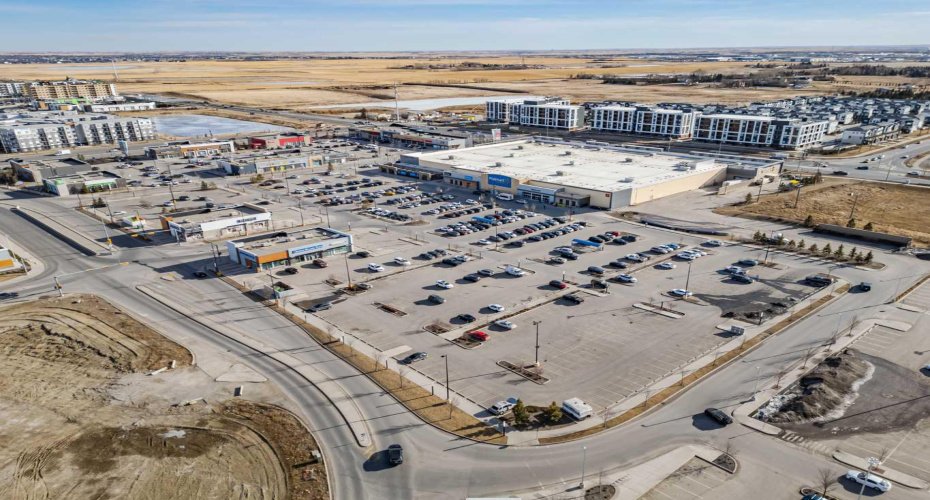 8500 19 Avenue, Calgary, Alberta T2A 0M8, 2 Bedrooms Bedrooms, ,2 BathroomsBathrooms,Residential,For Sale,19,A2292747