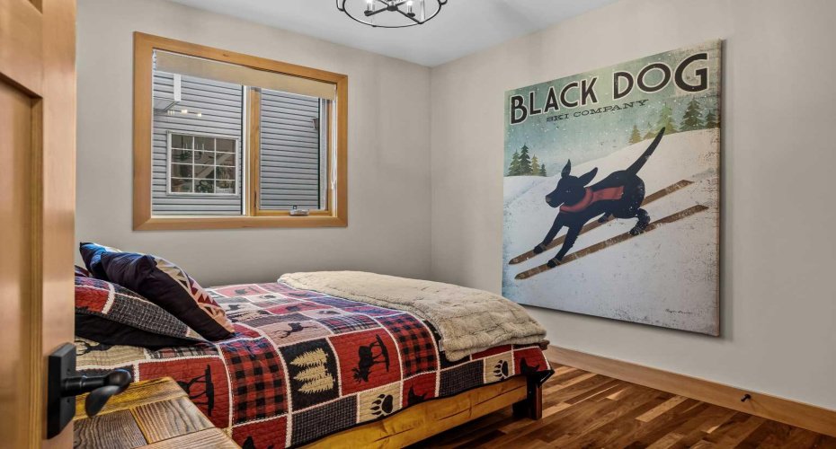 809 4th Street, Canmore, Alberta T1W2G9, 4 Bedrooms Bedrooms, ,4 BathroomsBathrooms,Residential,For Sale,4th,A2292846