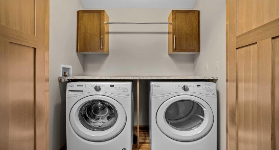 809 4th Street, Canmore, Alberta T1W2G9, 4 Bedrooms Bedrooms, ,4 BathroomsBathrooms,Residential,For Sale,4th,A2292846