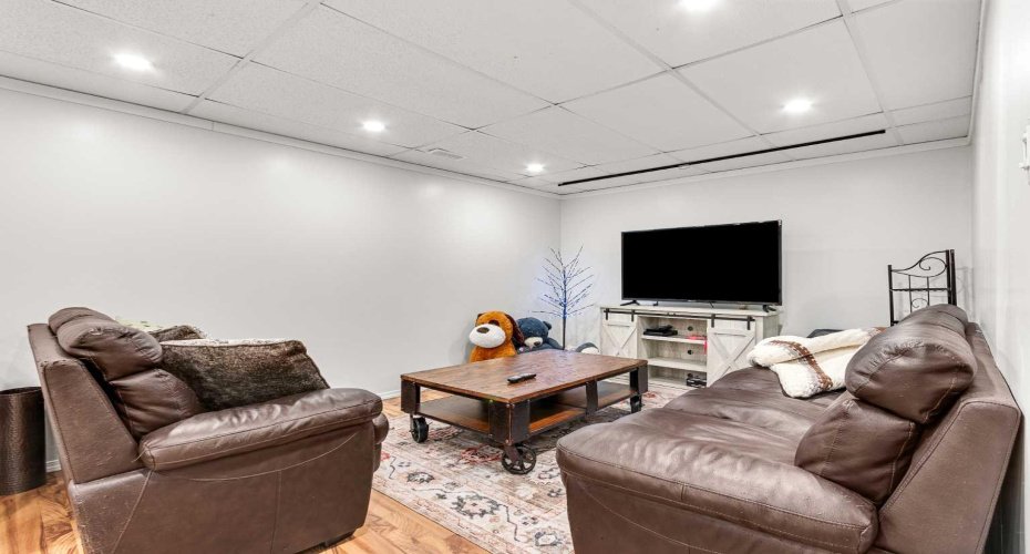 4812 53 Avenue, Kitscoty, Alberta T0B 2P0, 3 Bedrooms Bedrooms, ,2 BathroomsBathrooms,Residential,For Sale,53,A2292876