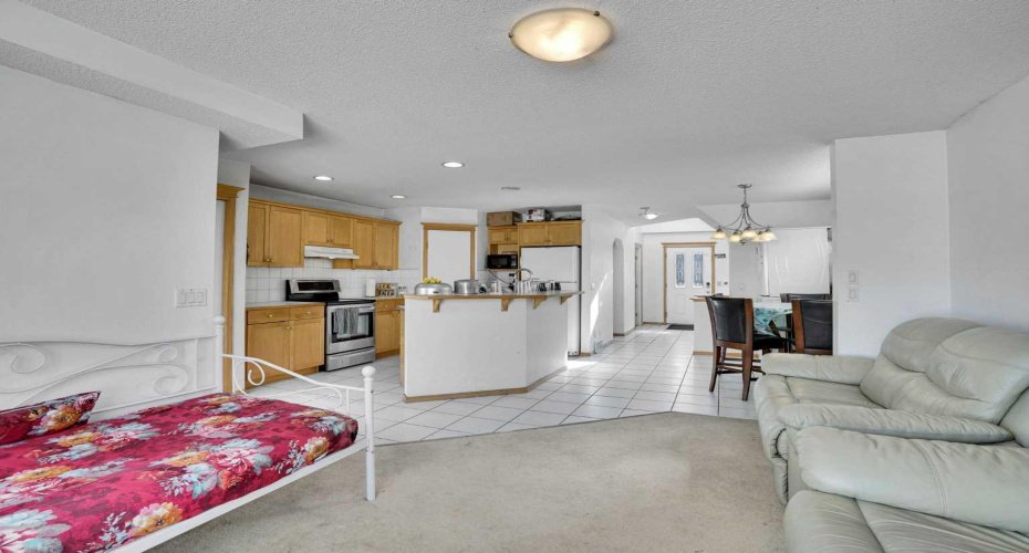 162 Taradale Drive, Calgary, Alberta T3J 5G3, 6 Bedrooms Bedrooms, ,4 BathroomsBathrooms,Residential,For Sale,Taradale,A2292974