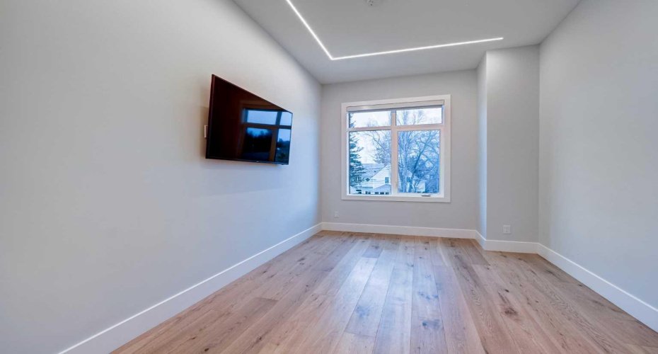 1904 13 Street, Calgary, Alberta T2T3P6, 4 Bedrooms Bedrooms, ,4 BathroomsBathrooms,Residential,For Sale,13,A2292980