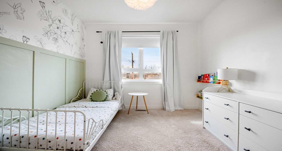 3917 2 Street, Calgary, Alberta T2K 0Y7, 4 Bedrooms Bedrooms, ,4 BathroomsBathrooms,Residential,For Sale,2,A2293175