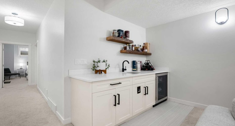 3917 2 Street, Calgary, Alberta T2K 0Y7, 4 Bedrooms Bedrooms, ,4 BathroomsBathrooms,Residential,For Sale,2,A2293175