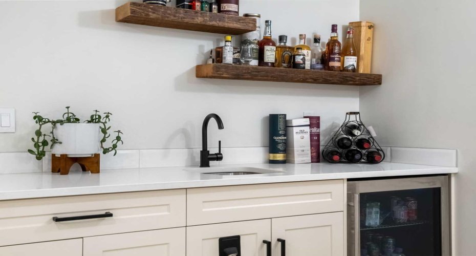 3917 2 Street, Calgary, Alberta T2K 0Y7, 4 Bedrooms Bedrooms, ,4 BathroomsBathrooms,Residential,For Sale,2,A2293175