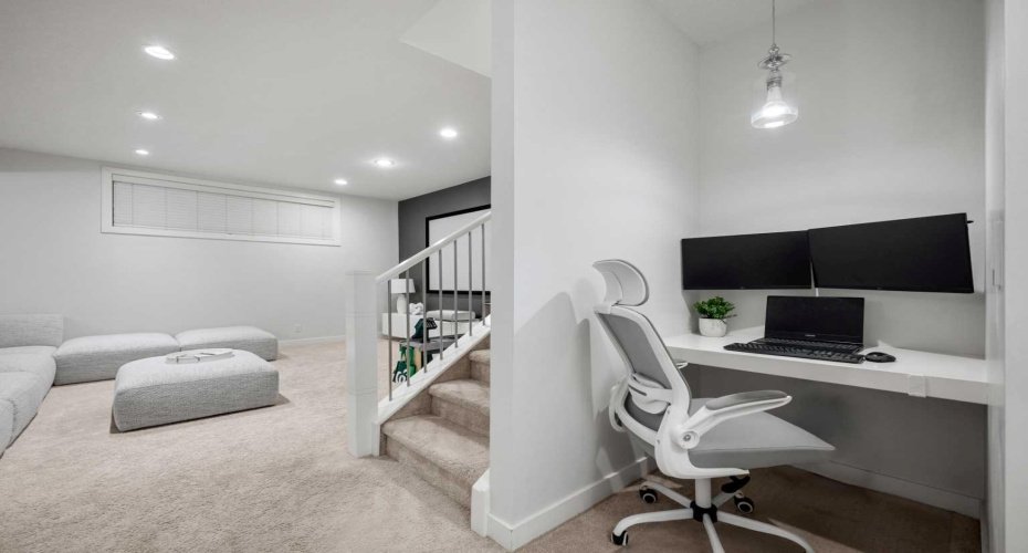 3917 2 Street, Calgary, Alberta T2K 0Y7, 4 Bedrooms Bedrooms, ,4 BathroomsBathrooms,Residential,For Sale,2,A2293175